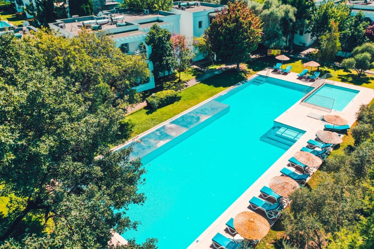 Muskebi Apart Otel Ortakent Esterno foto