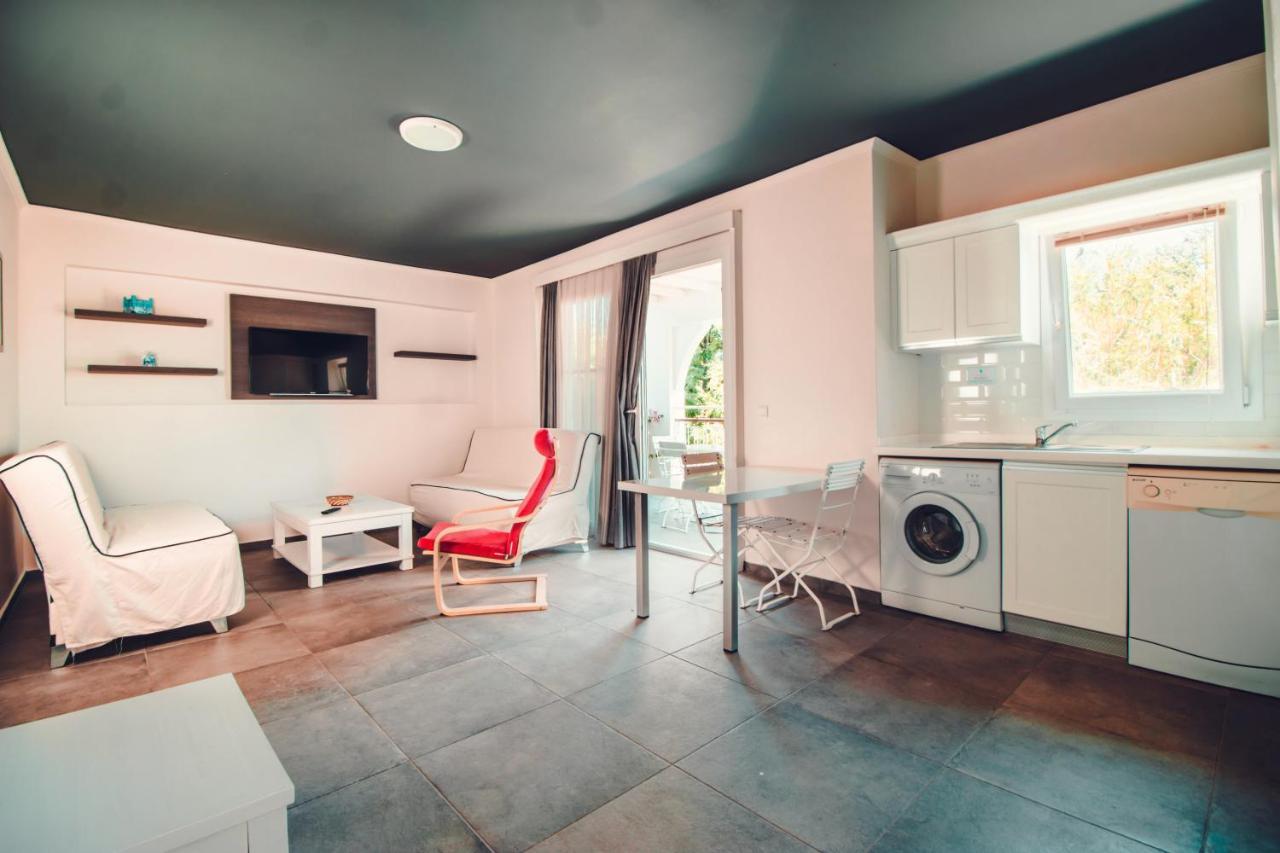 Muskebi Apart Otel Ortakent Esterno foto