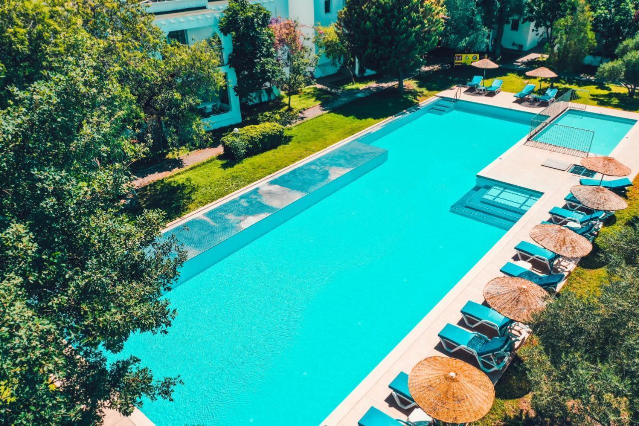 Muskebi Apart Otel Ortakent Esterno foto
