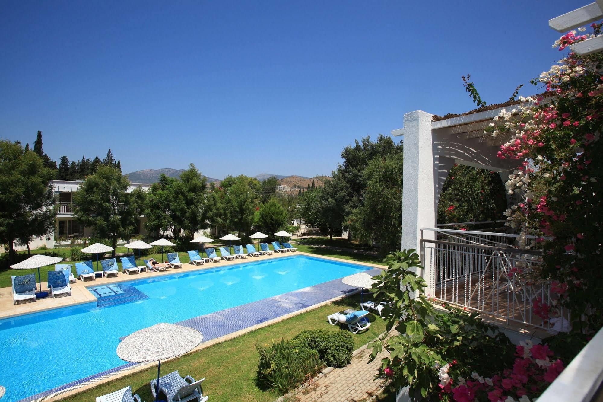 Muskebi Apart Otel Ortakent Esterno foto