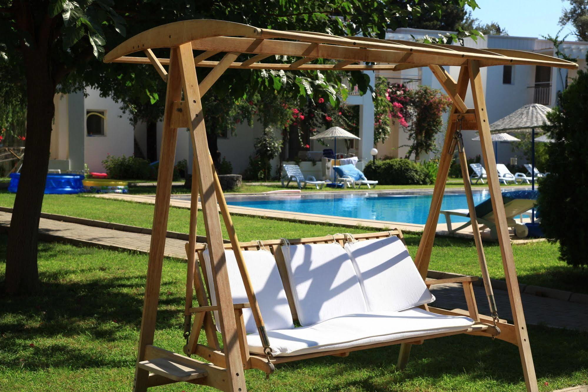 Muskebi Apart Otel Ortakent Esterno foto
